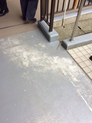 IMG_0103南棟屋外階段１階L.JPG