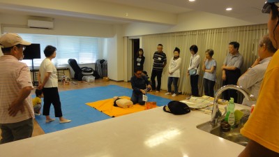 A班AED訓練(7).JPG