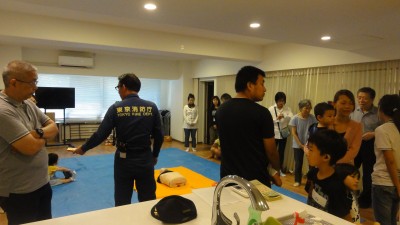 A班AED訓練(12).JPG