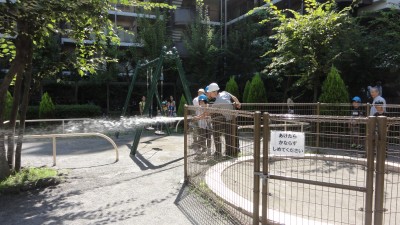 A班消化栓放水訓練状況(12).JPG